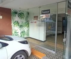 Local comercial de 48Mts2, excelente ubicación en sector comercial