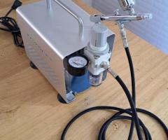 Kit de aerografía INDIKRAFT con compresor y accesorios