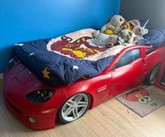 CAMA USADA PARA NIÑO FORMA CORVETTE MARCA STEP 2