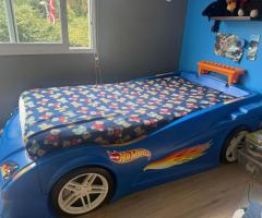 CAMA USASADA PARA NIÑO HOTWHEELS MARCA STEP 2